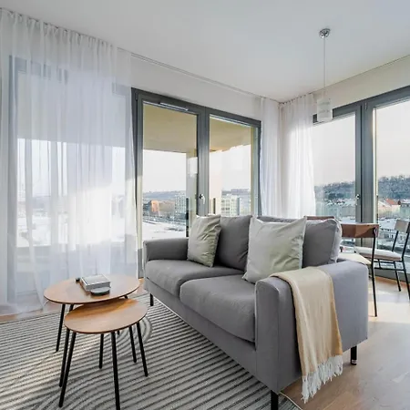 Blueground Rohanský Ostrov Balcony Nr Vltava Prg-91 * Praha