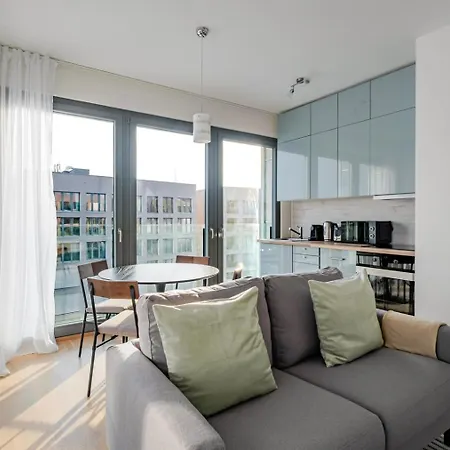 Blueground Rohanský Ostrov Balcony Nr Vltava Prg-91 Apartmán Praha