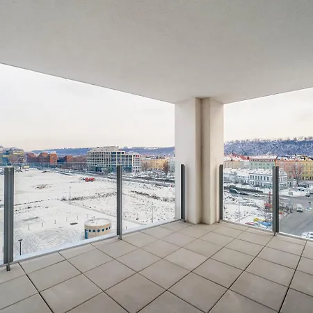Blueground Rohanský Ostrov Balcony Nr Vltava Prg-91 * Praha