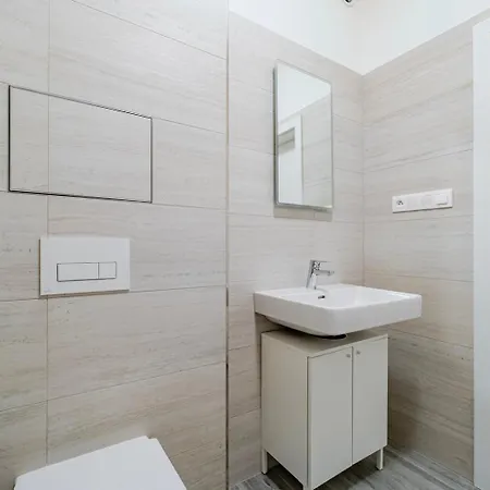 Blueground Rohanský Ostrov Balcony Nr Vltava Prg-91 Apartmán Praha